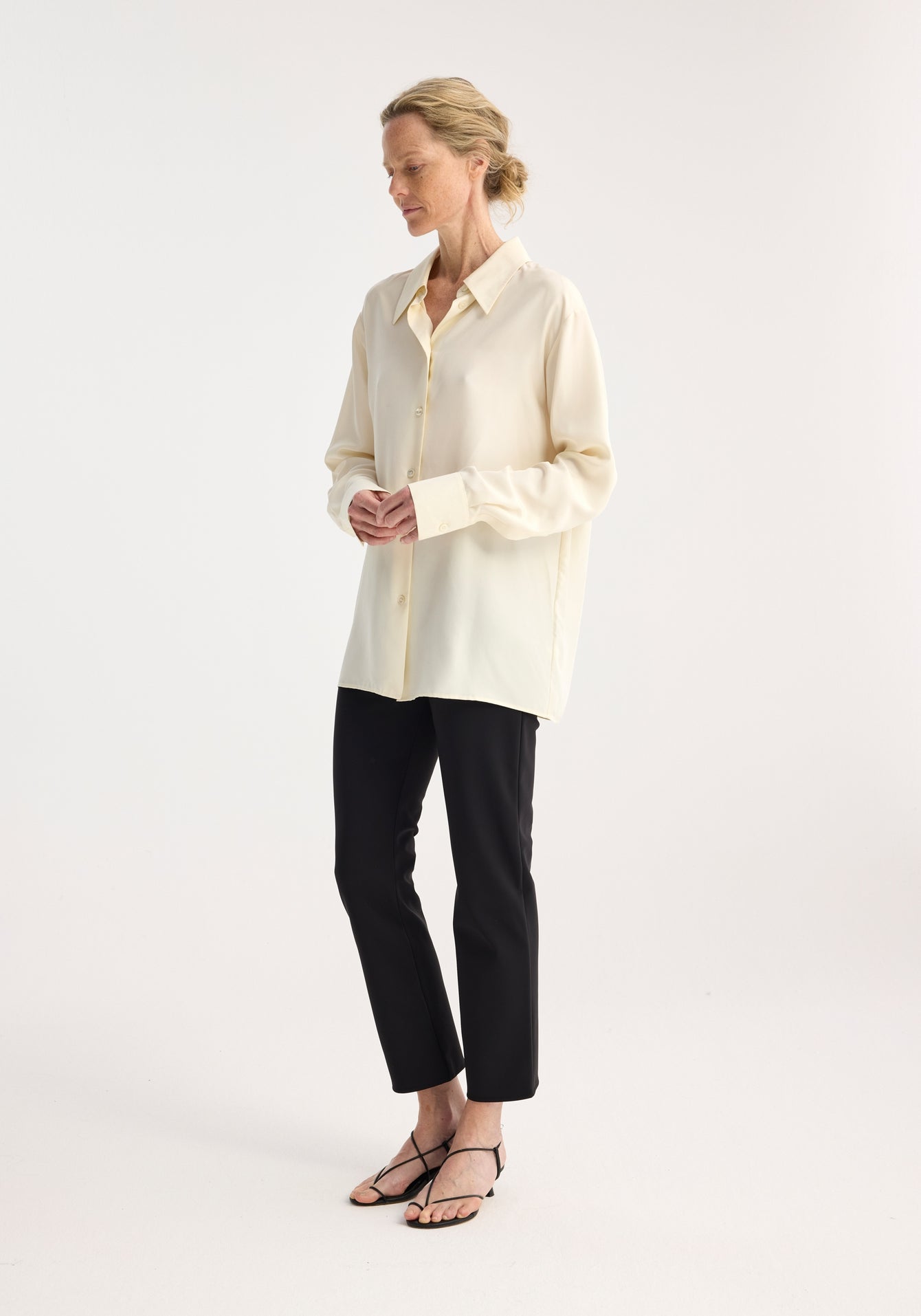 Signature Shirt in Washed Silk - Cream