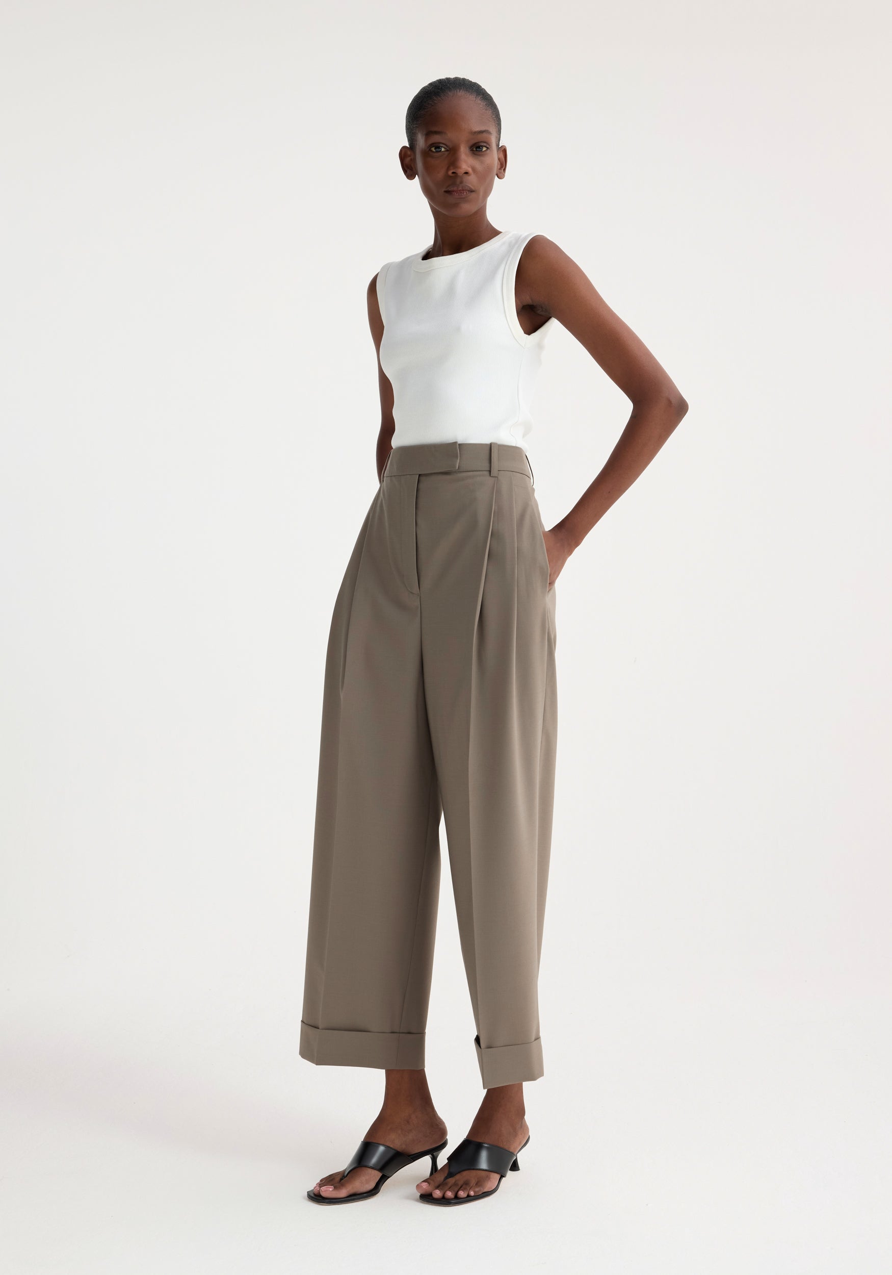 High Waist Turn-Up Trousers - Taupe