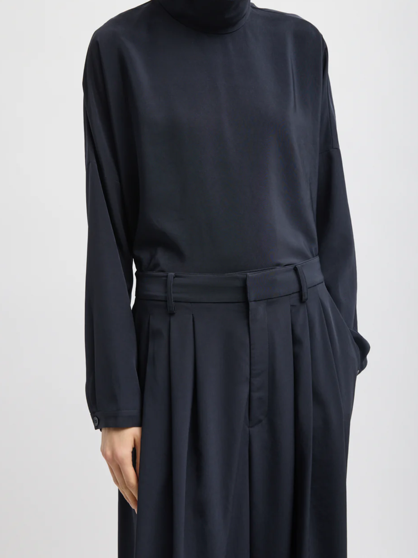 Tibi-Relaxed Suiting Triple Pleat Pant - Navy-Pants-Boboli-Vancouver-Canada