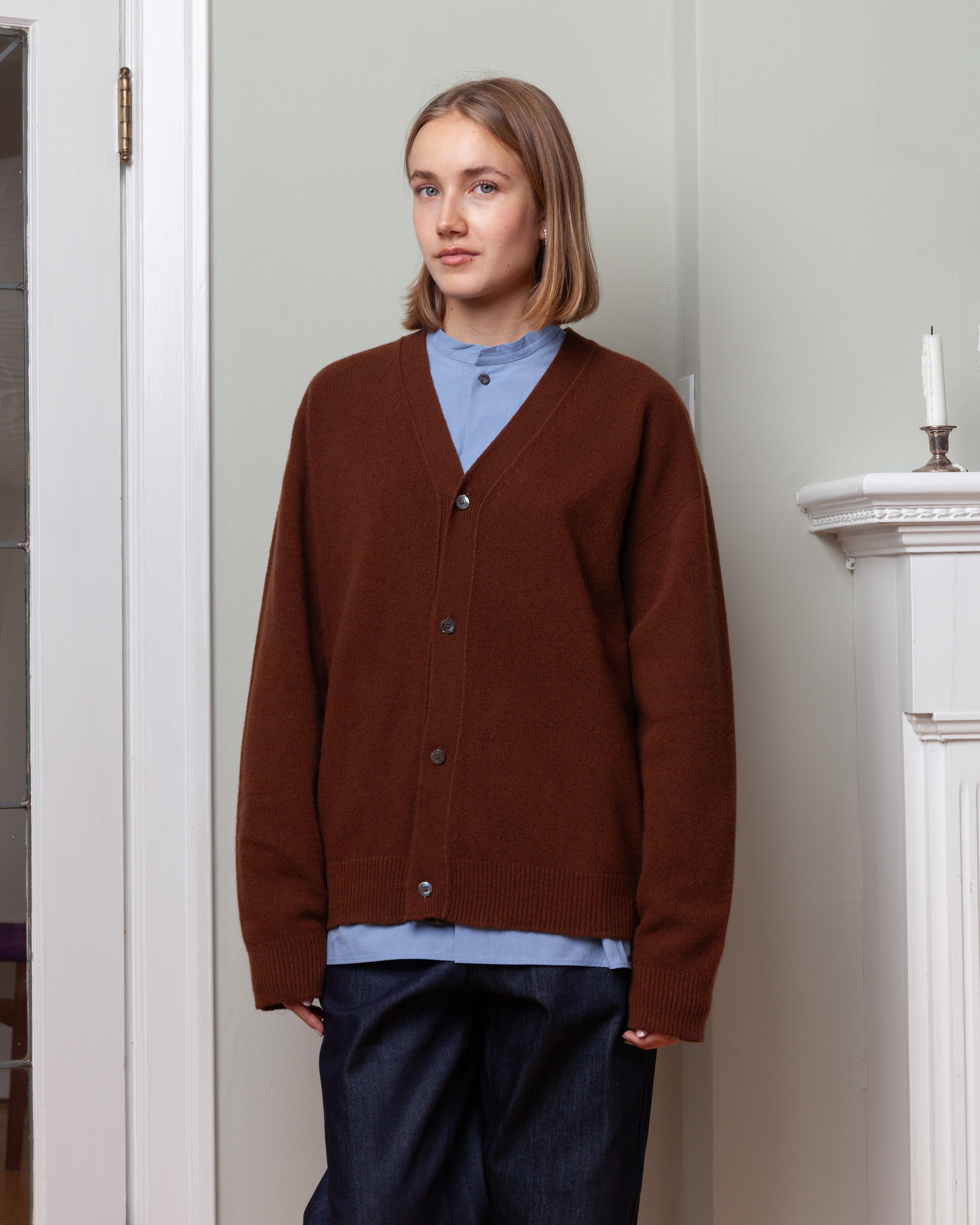 Mabuse Seamless V-Neck Cardigan - Chestnut