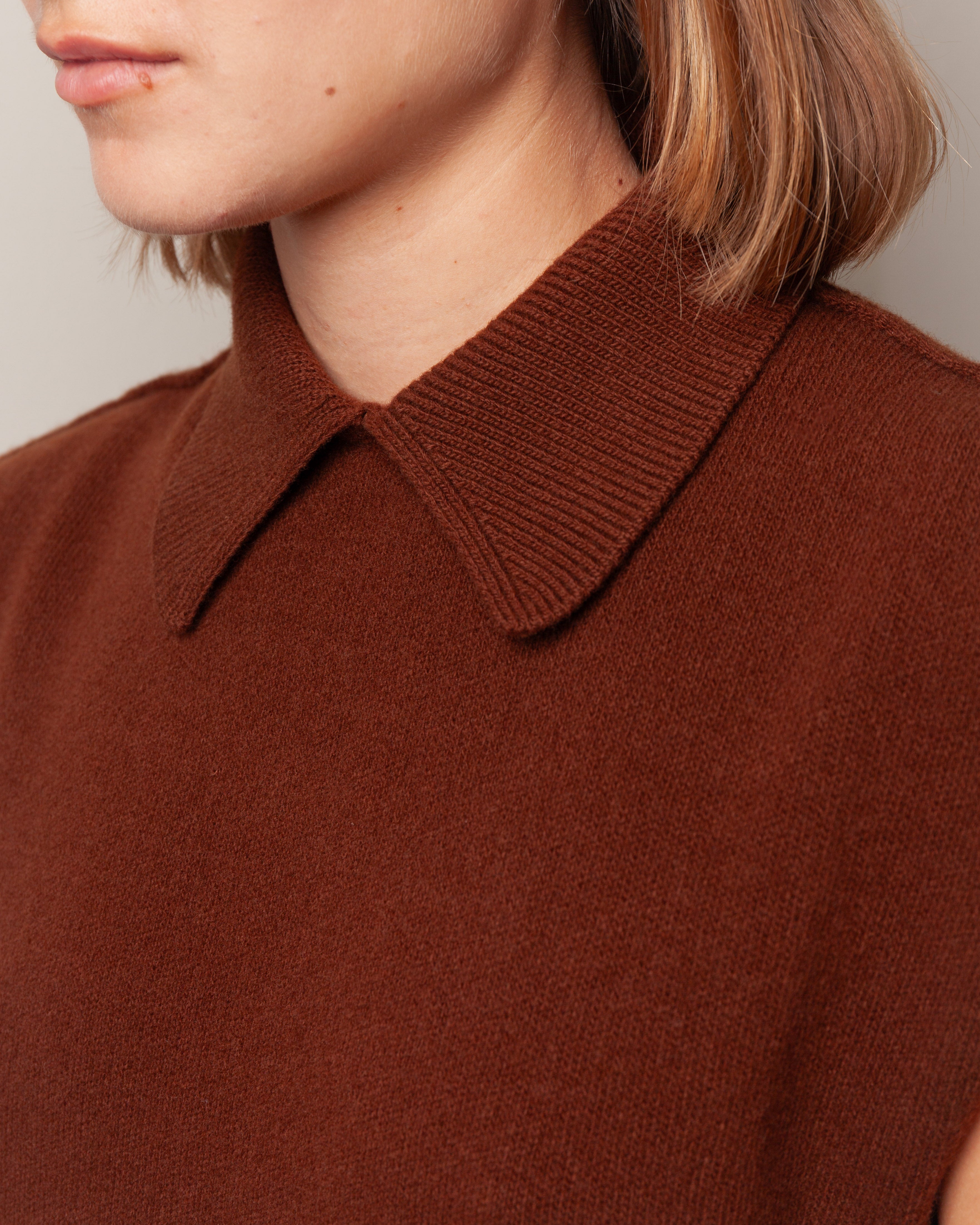 May Sleeveless Waisted Pull - Chestnut