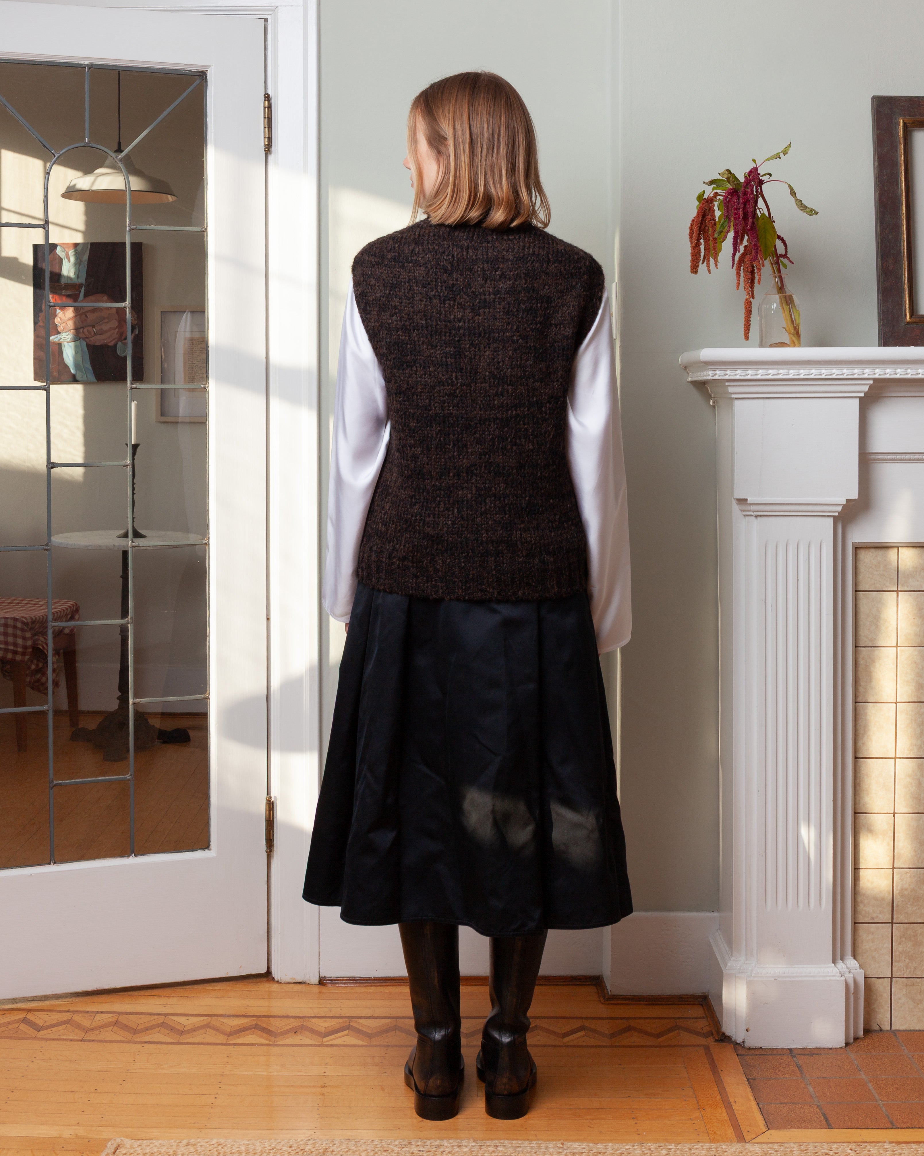 Round Neck Sleeveless Pullover - Dark Brown/Black