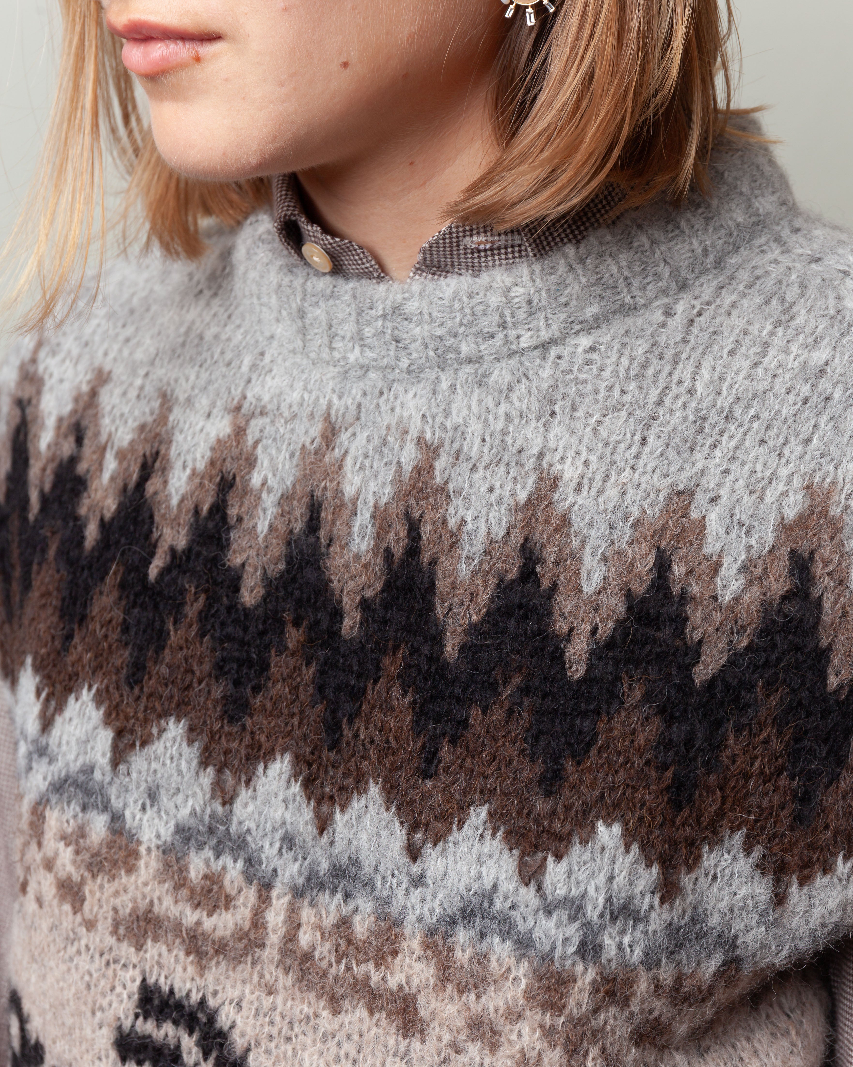 Round Neck Sleeveless Fairisle Pullover - Light Gray