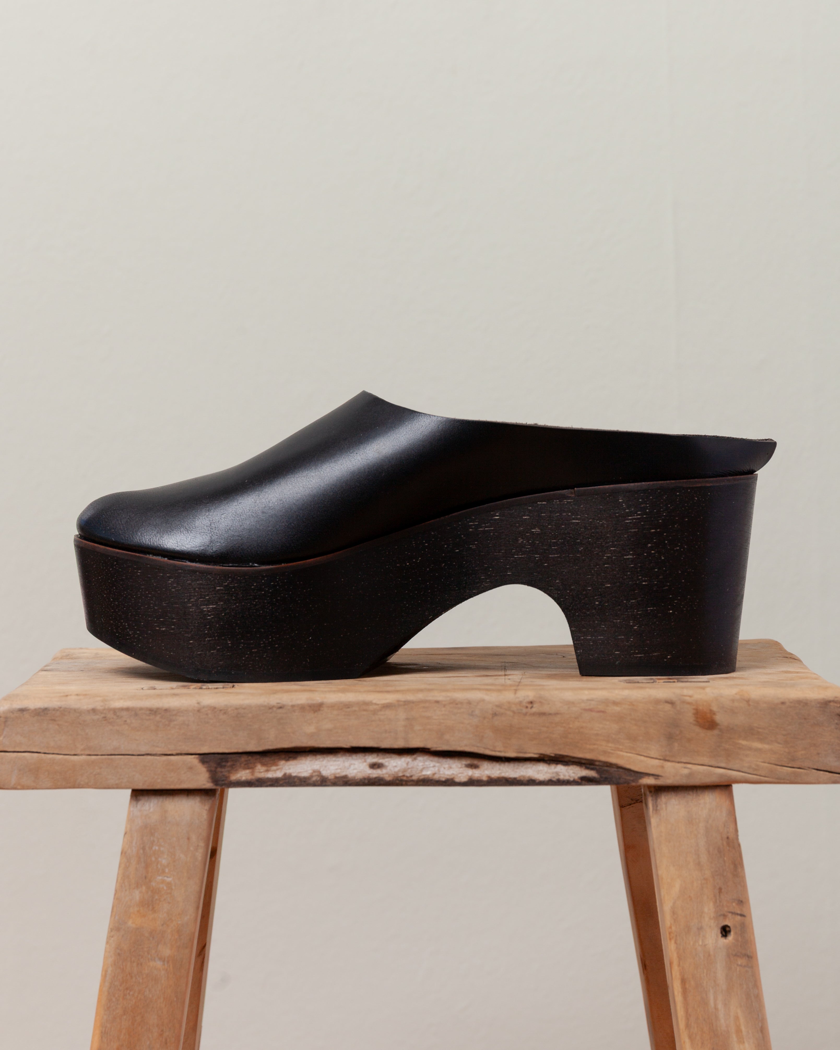 Daniela Gregis-Zoccolo Clog Sabot Alto Fondo Nero - Black-Shoes-Boboli-Vancouver-Canada