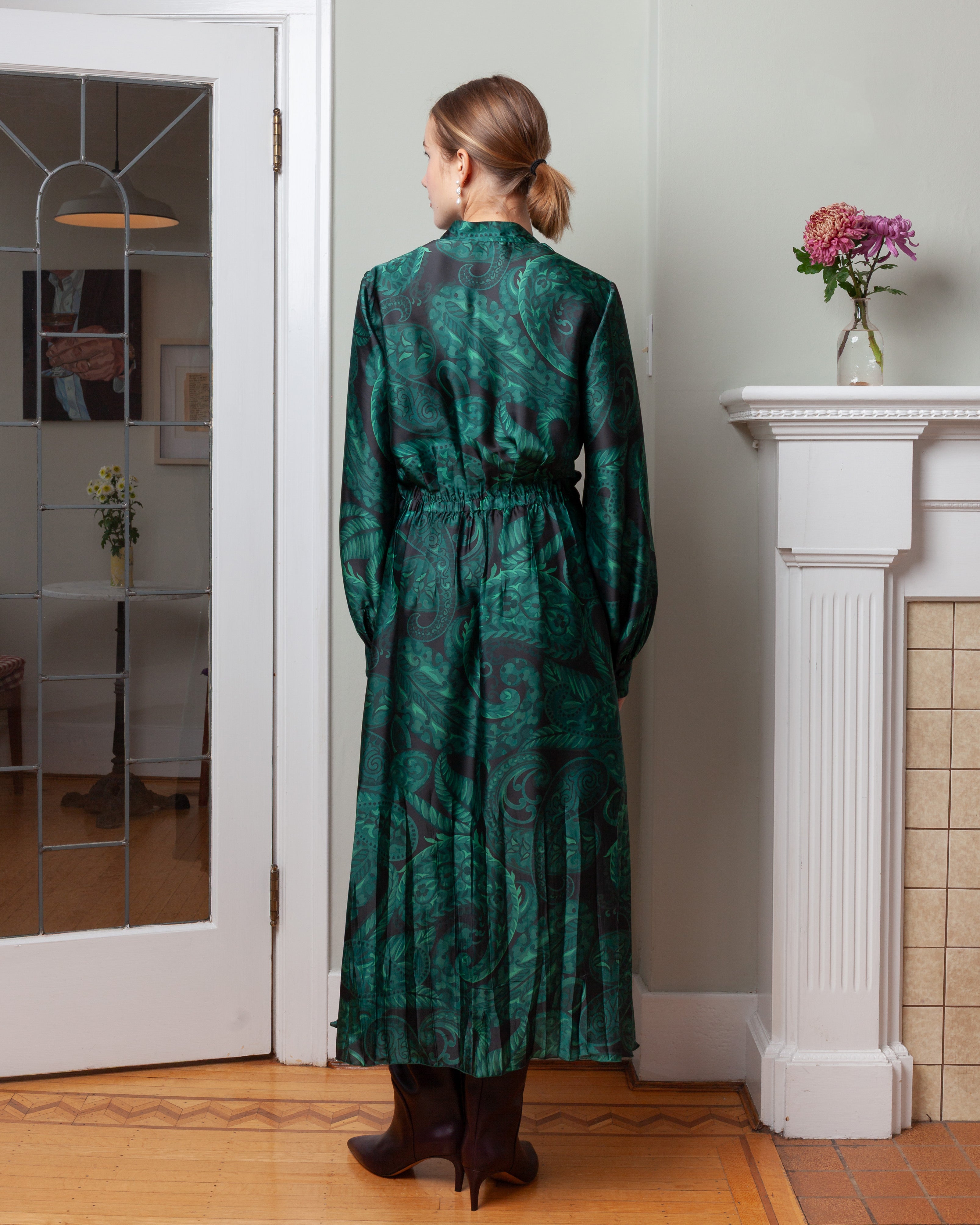 Midi Ruched Dress w/Necktie - Green