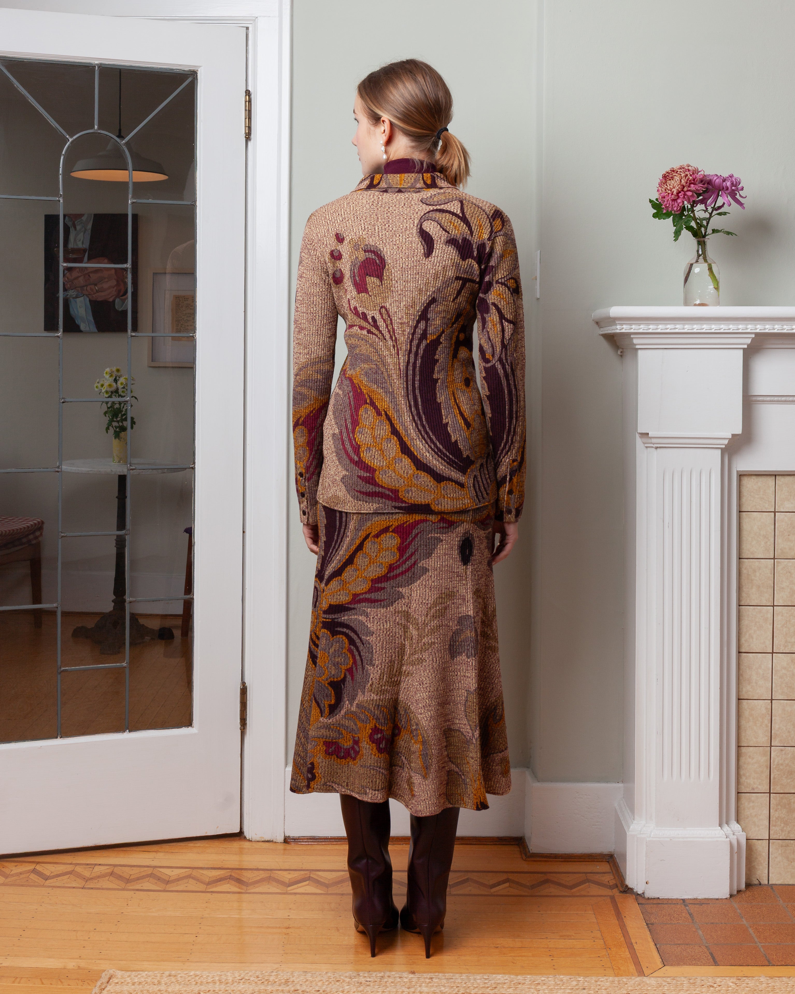 Ribbed Wool Cardigan w/Daffodil Motif - Brown/Multi