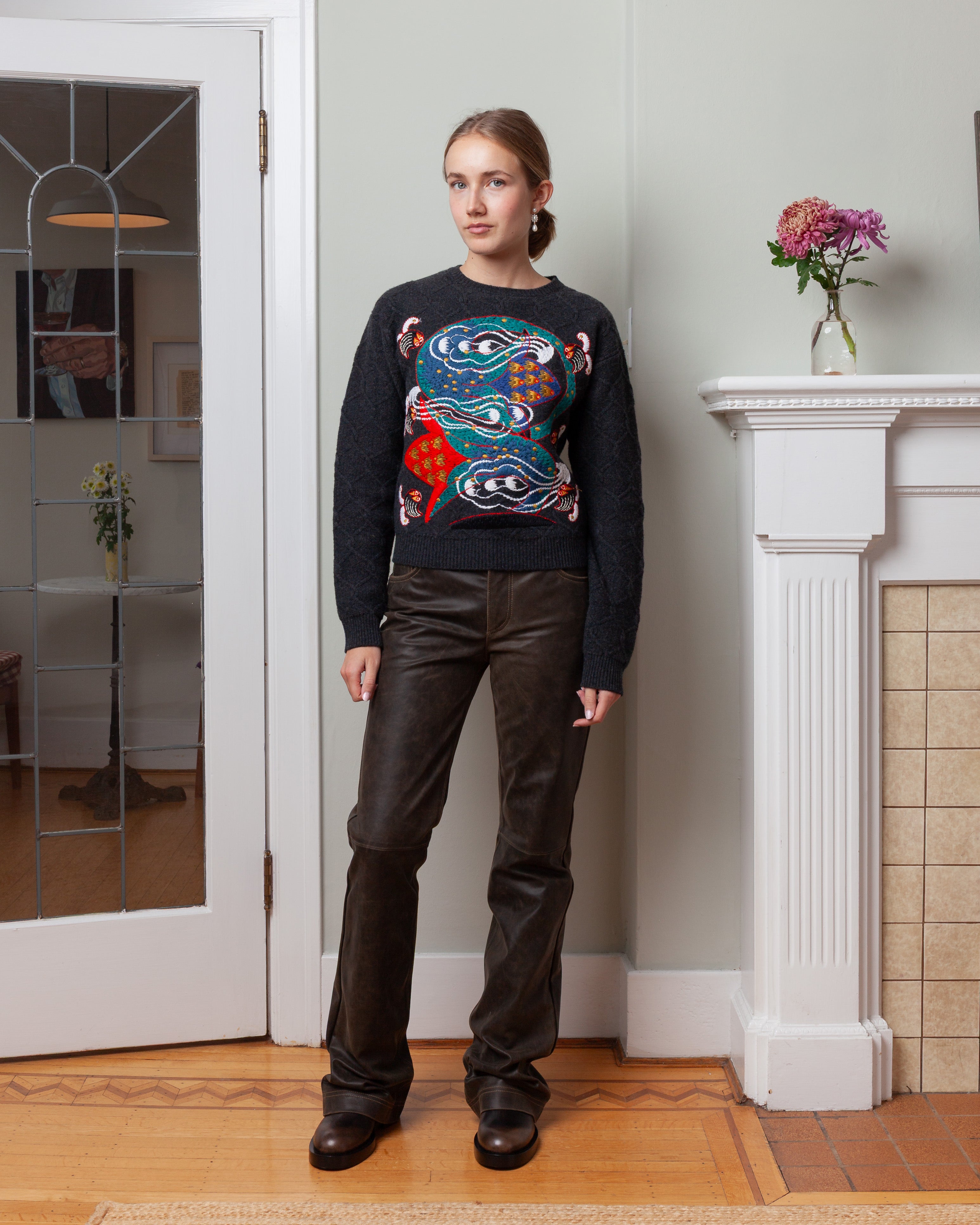 Wool Cropped Crewneck Sweater w/Embroidery - Dark Grey/Multi
