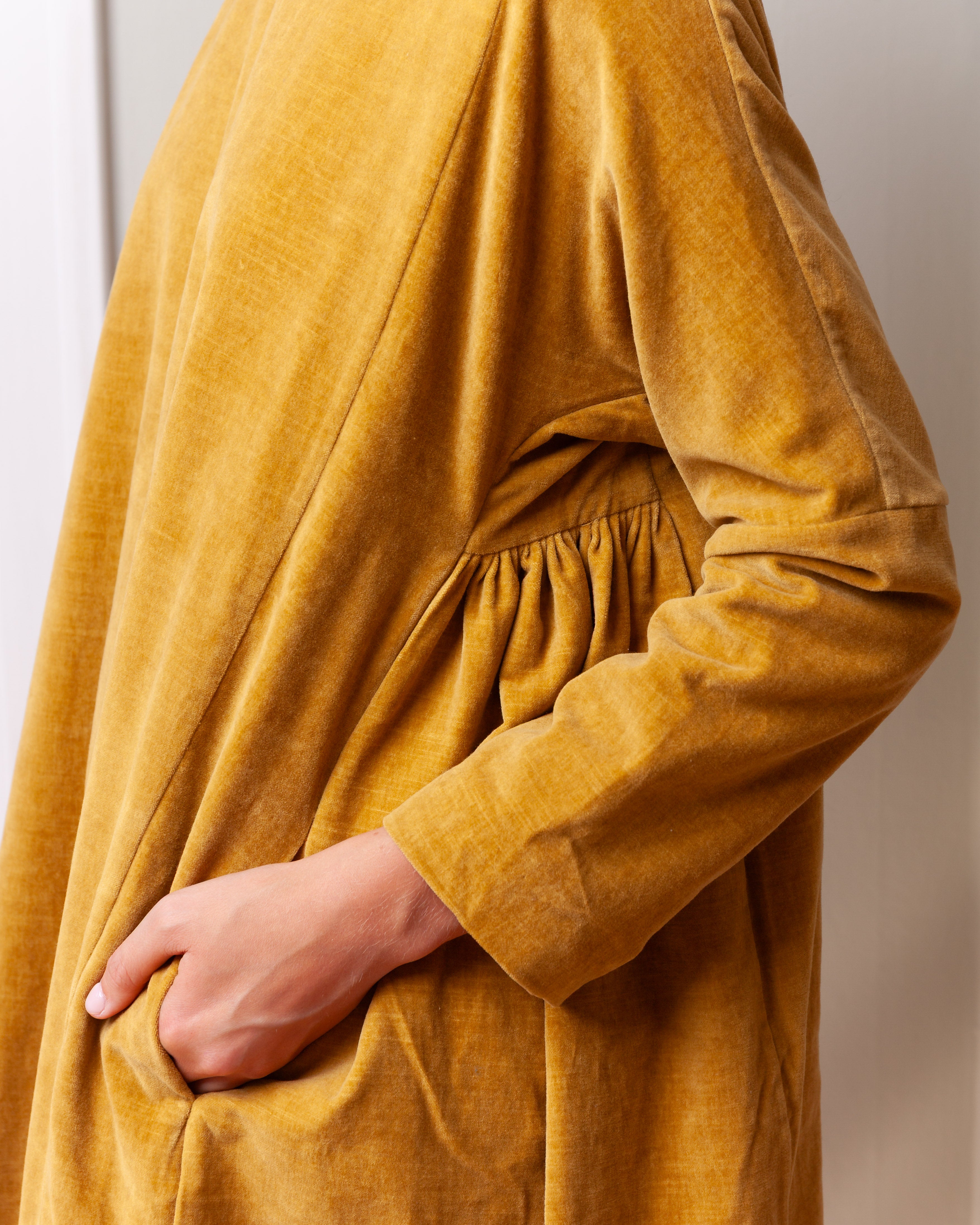 PYJ Rouch Dress - L Velvet - Ocra