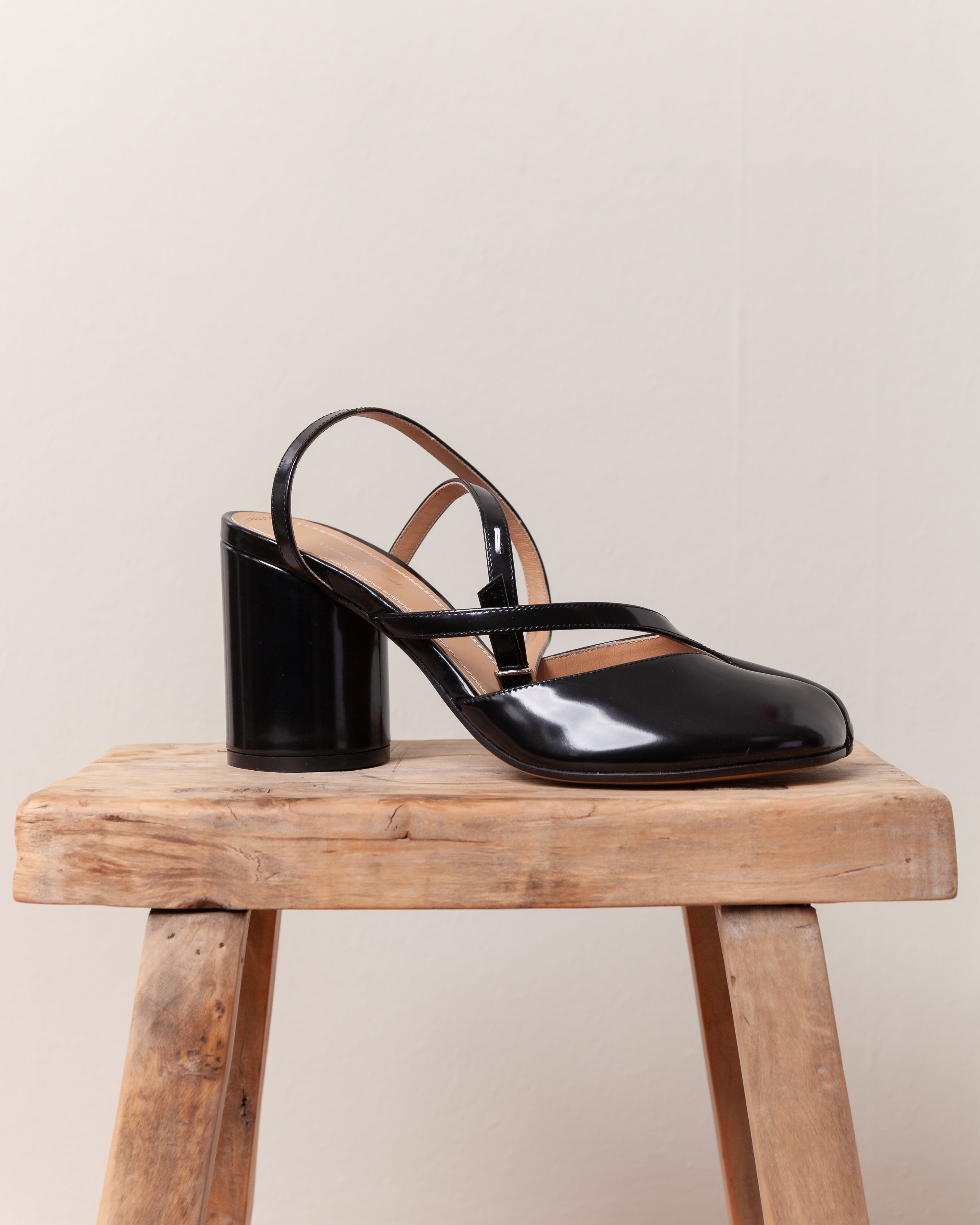 Maison Margiela-Tabi Sandal Pump - Black-Shoes-Boboli-Vancouver-Canada
