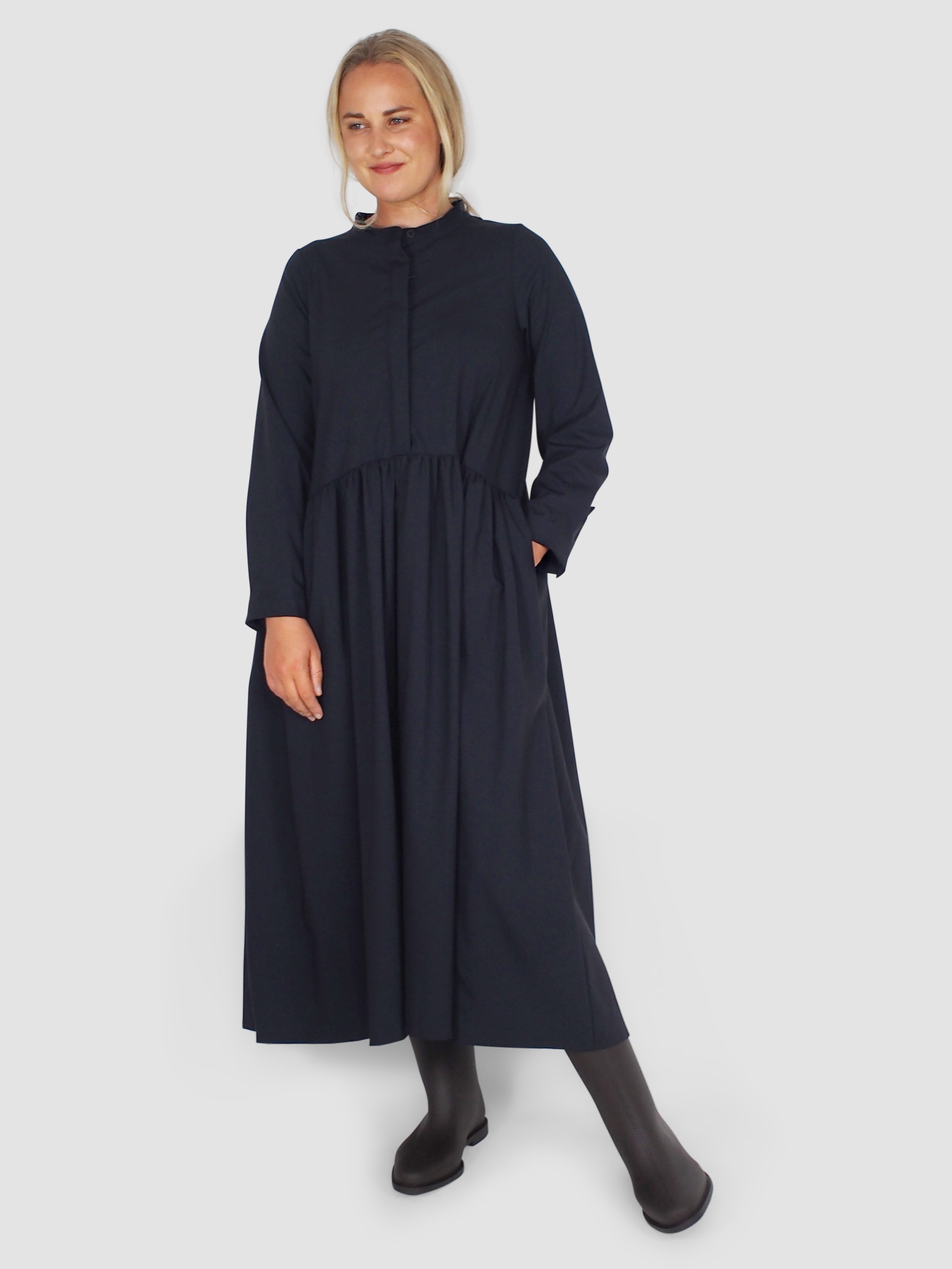Farmer Dress - Navy