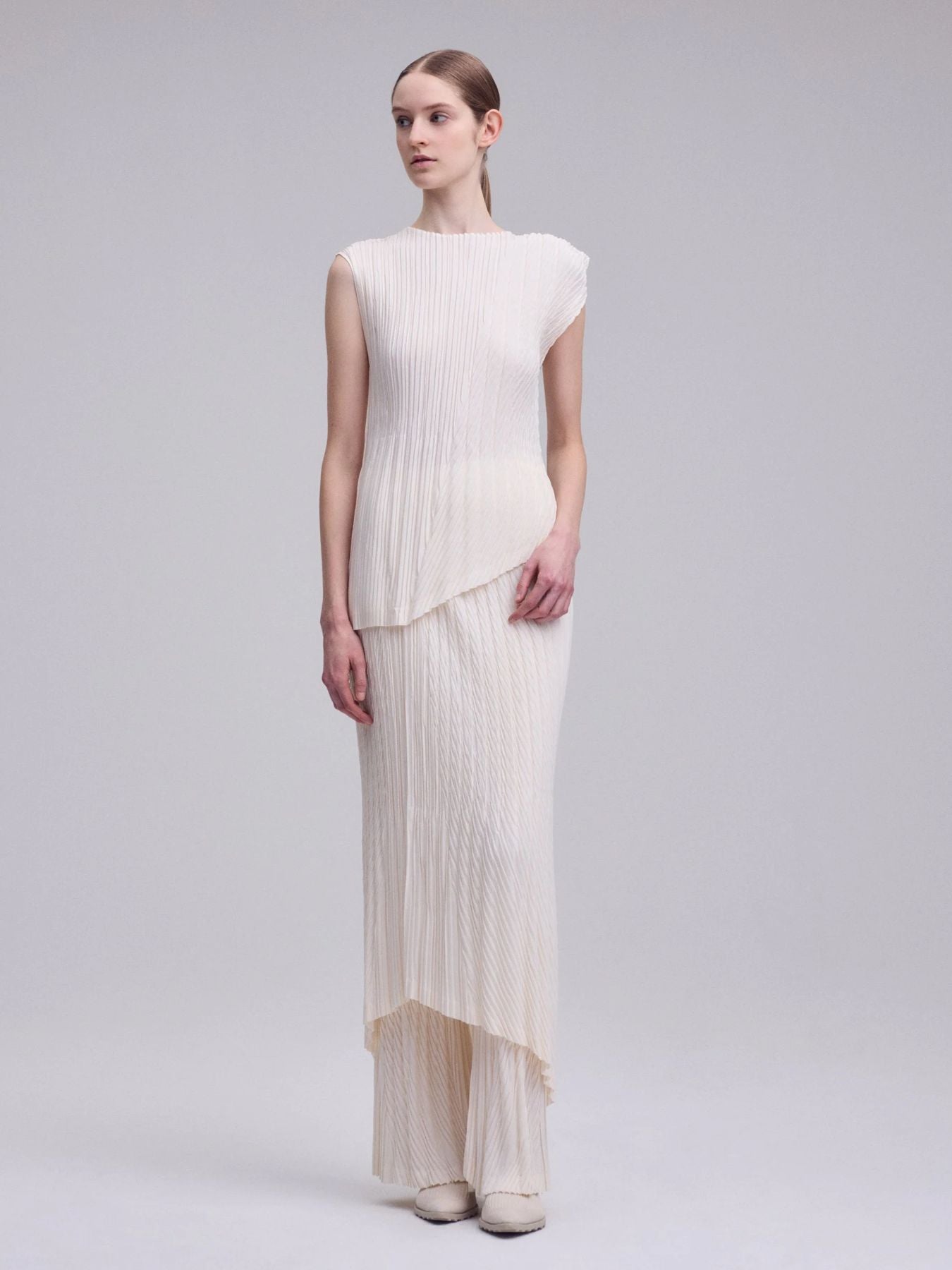 Unfurling Pleats Blouse - Off White