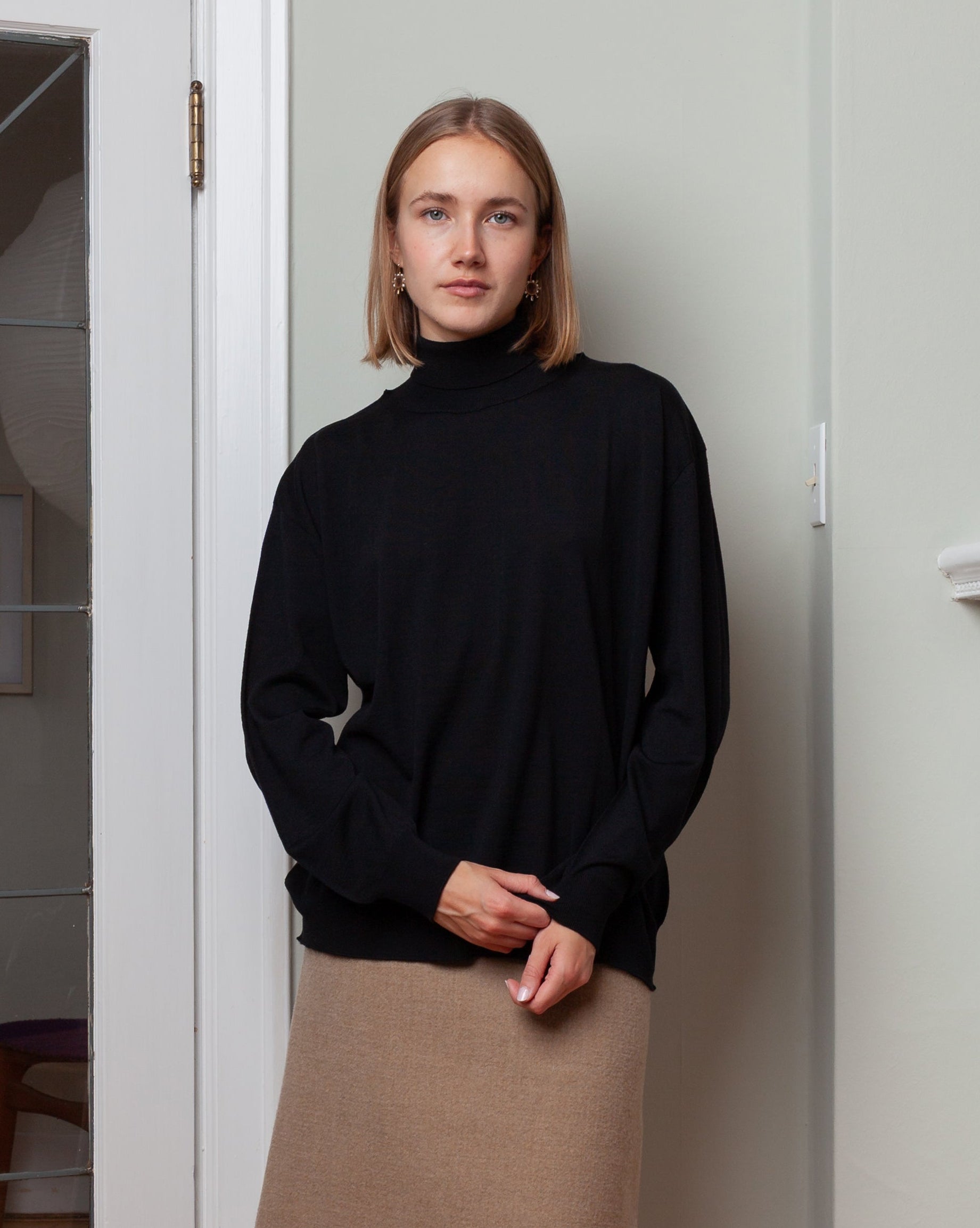 Maffei High Neck Pullover - Black