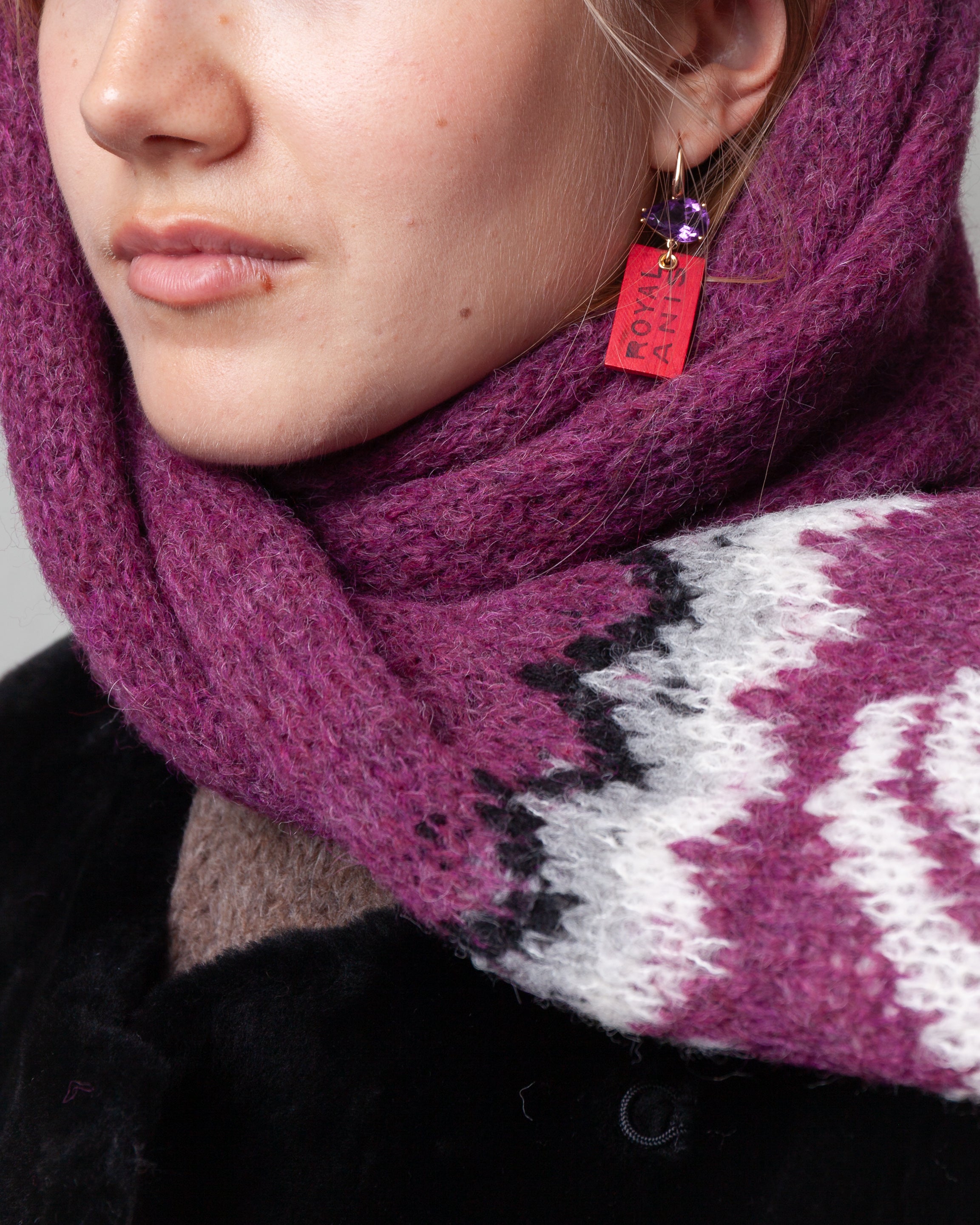 3 Threads Fairisle Bird Scarf - Fuchsia