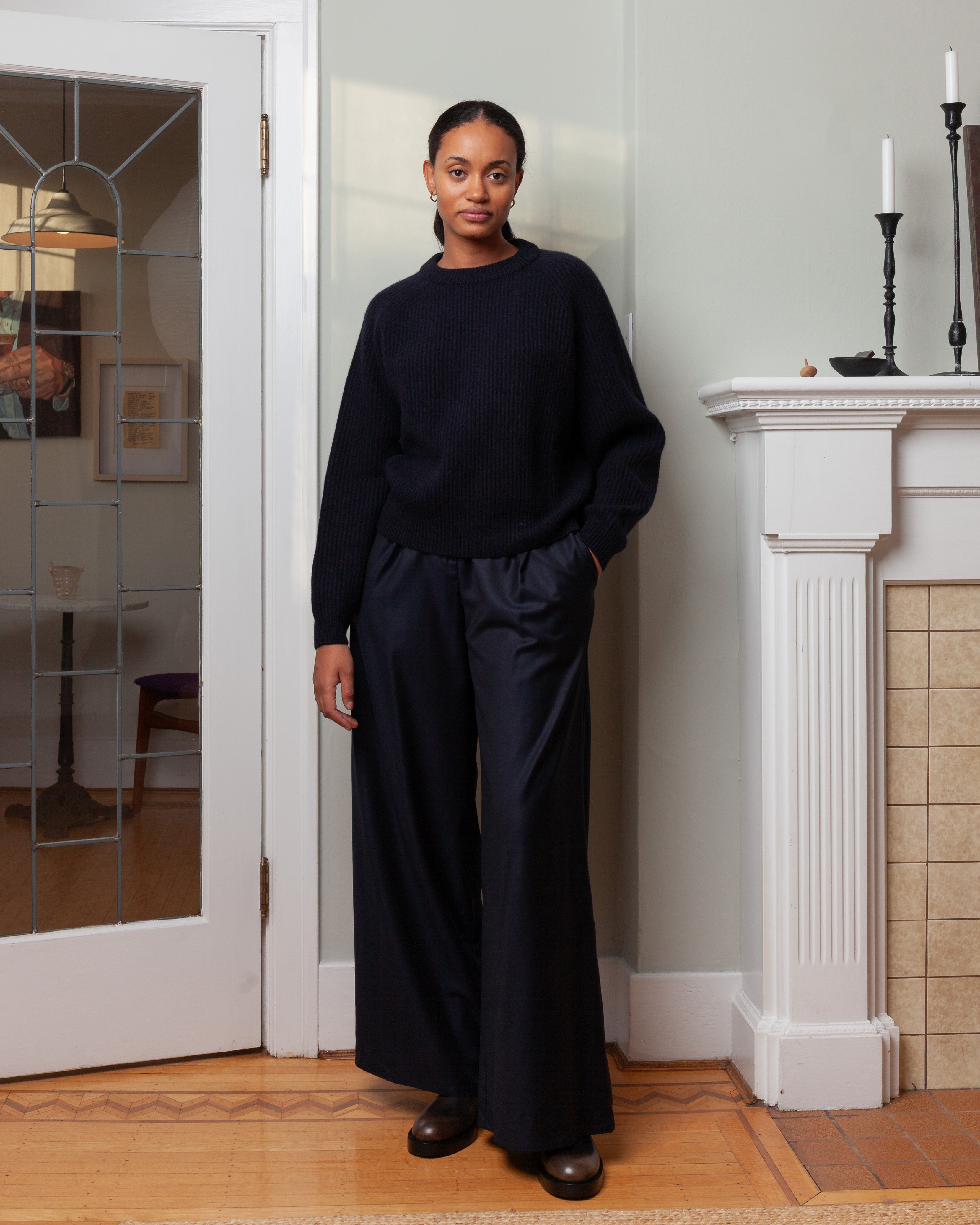 Crew Neck Ribbed Raglan Sweater - Midnight