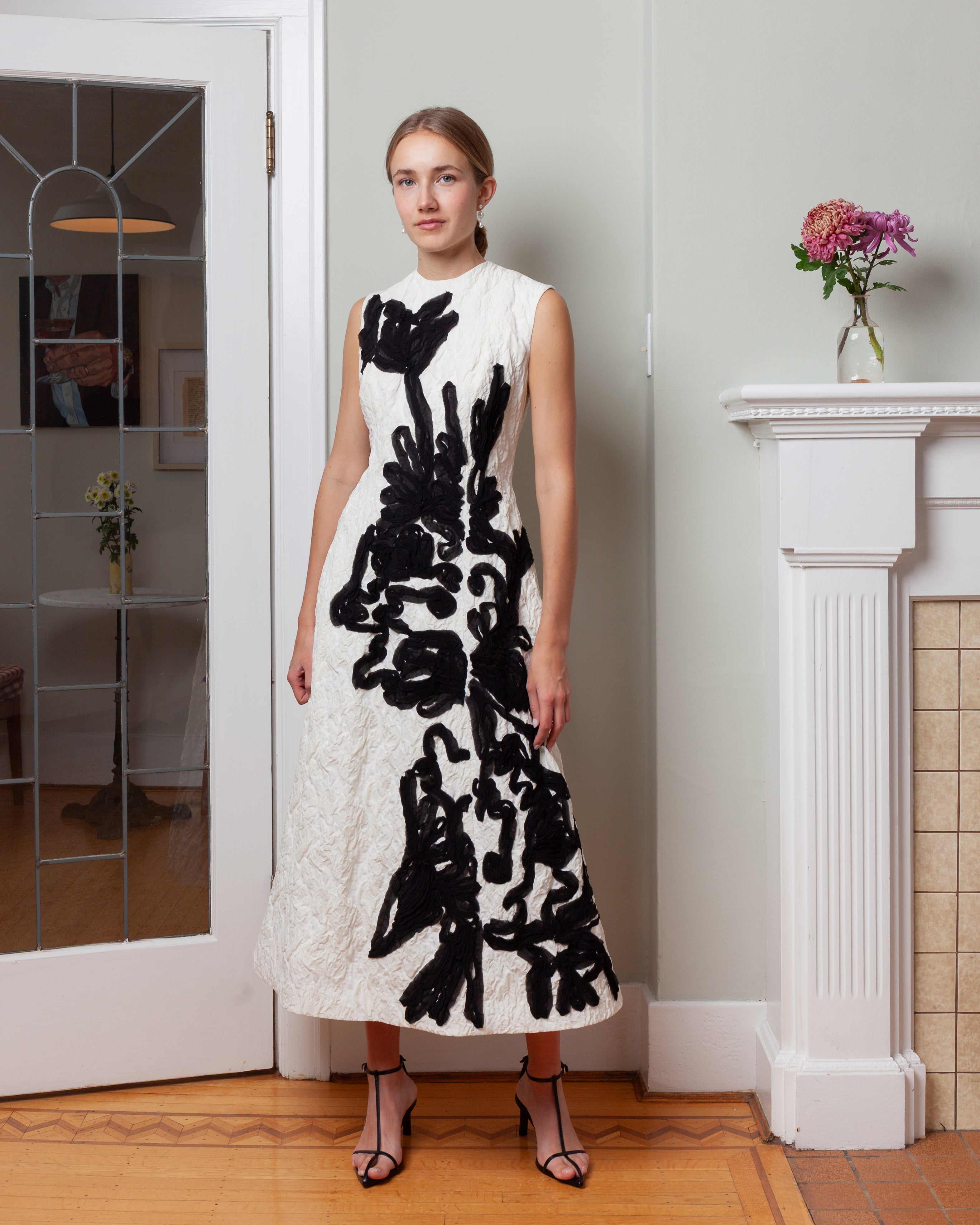 Sleeveless Cocktail Dress - Ivory