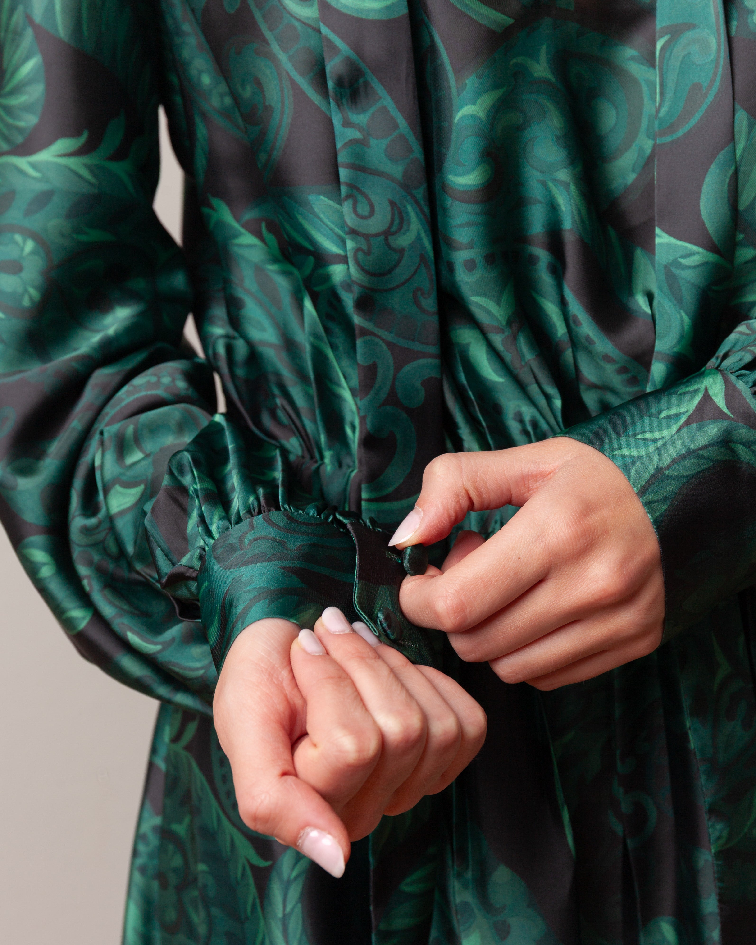 Midi Ruched Dress w/Necktie - Green