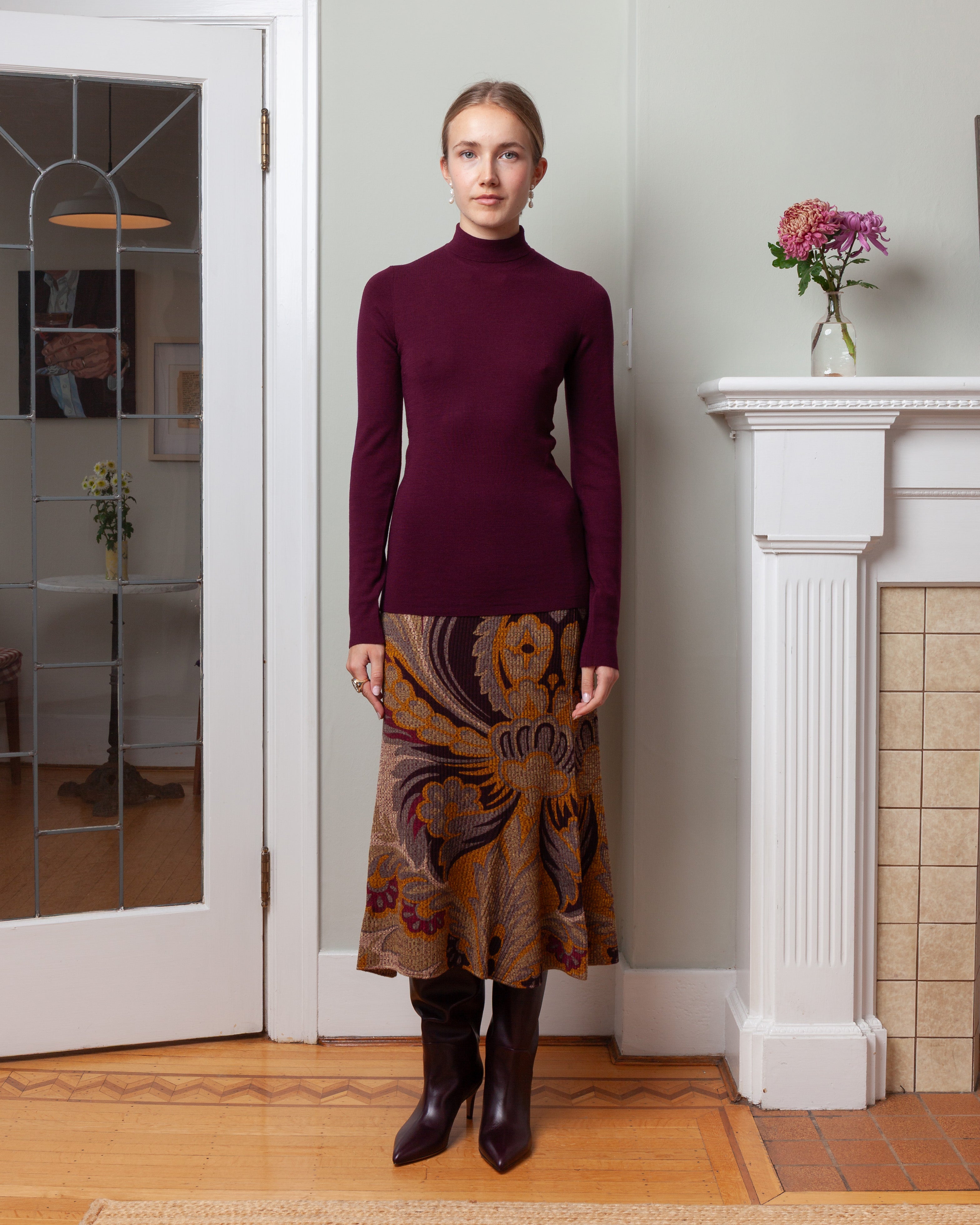 Ribbed Wool Turtleneck Sweater - Burgundy