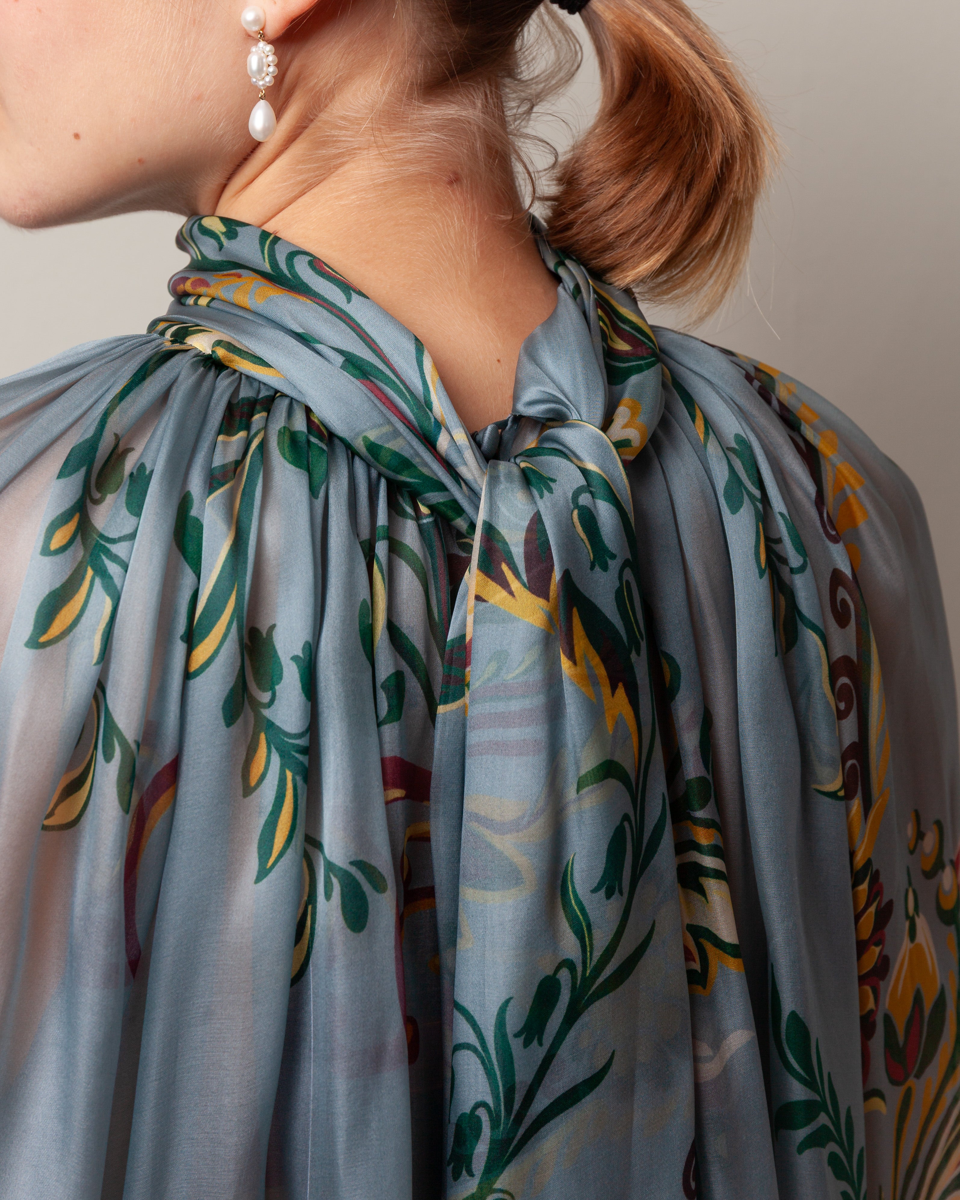 Ruched Top w/Scarf - Blue