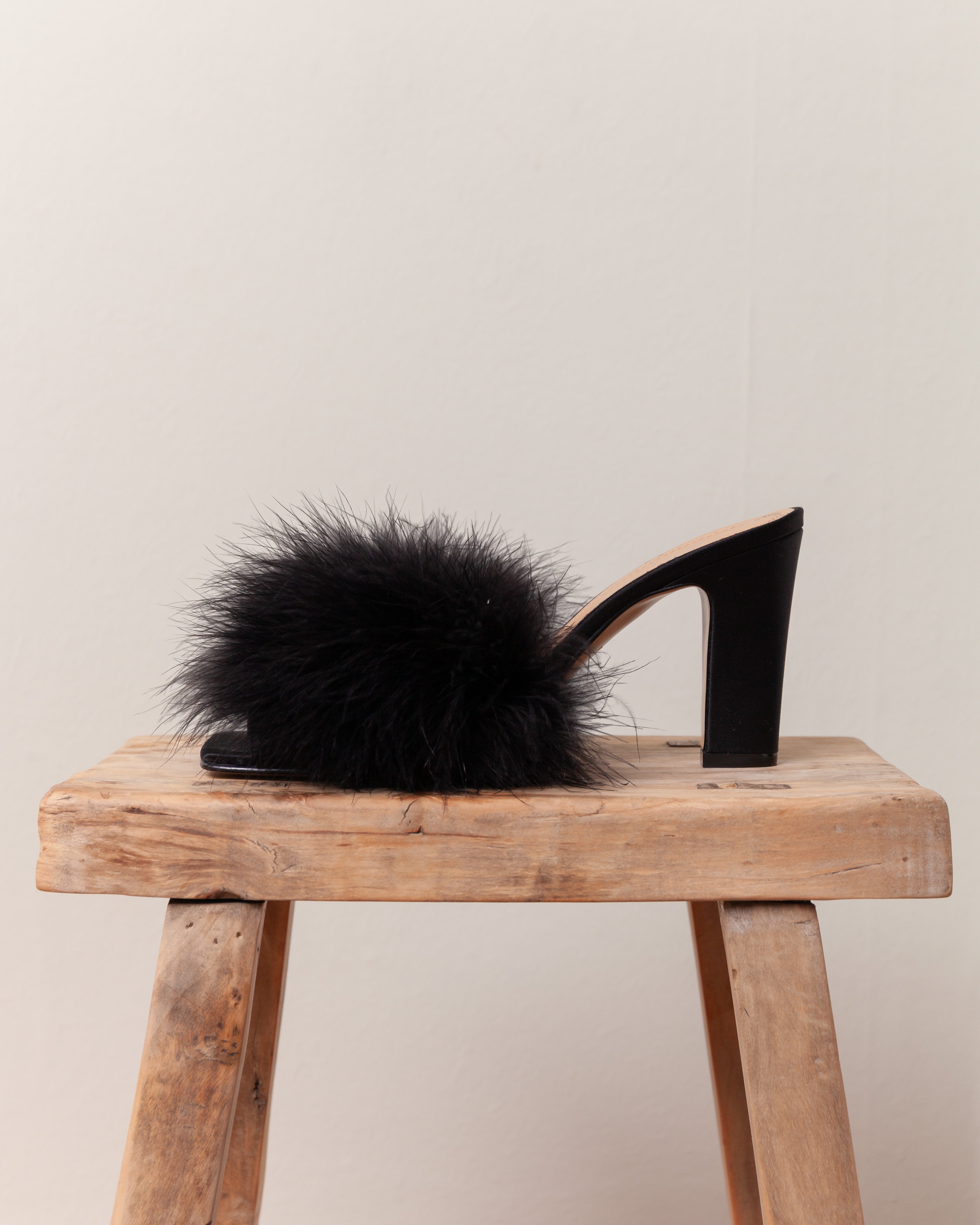 Feather Mule - Black
