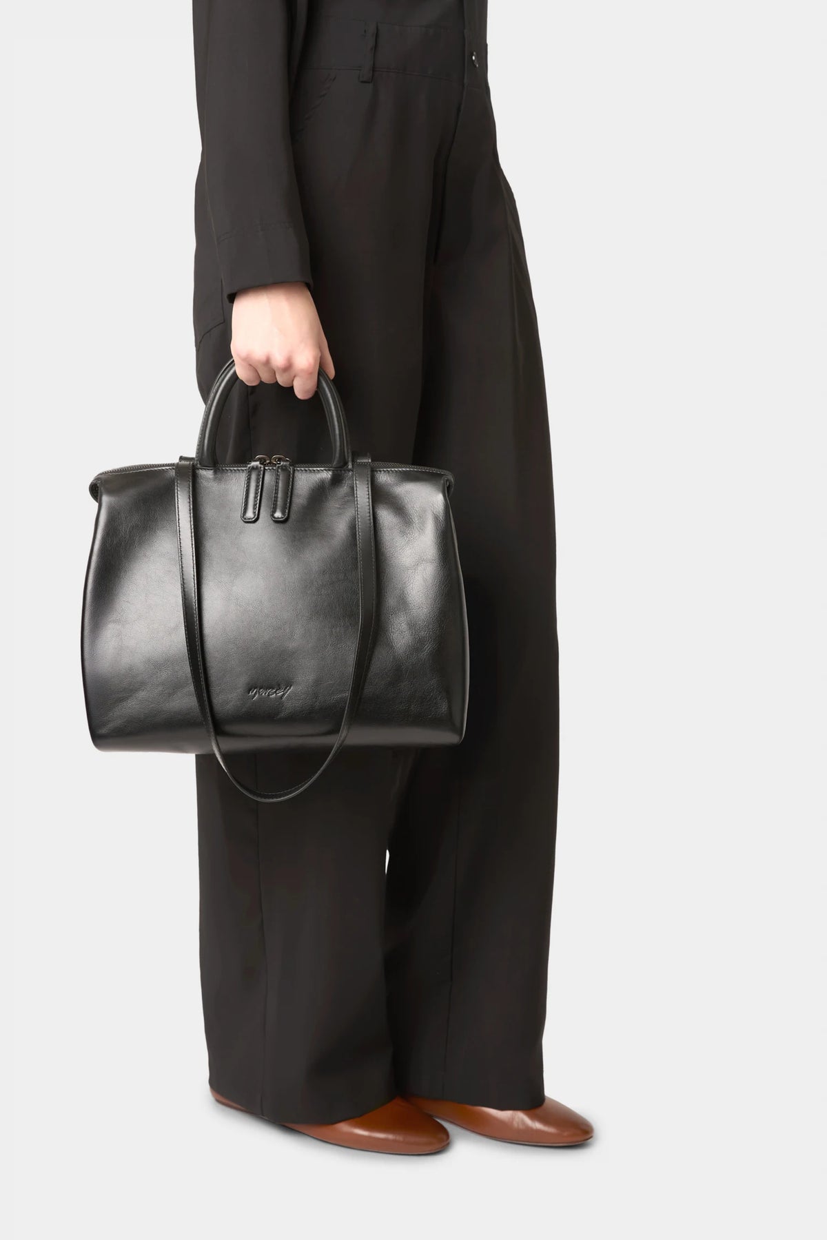 4 Dritta Leather Crossbody Bag - Black