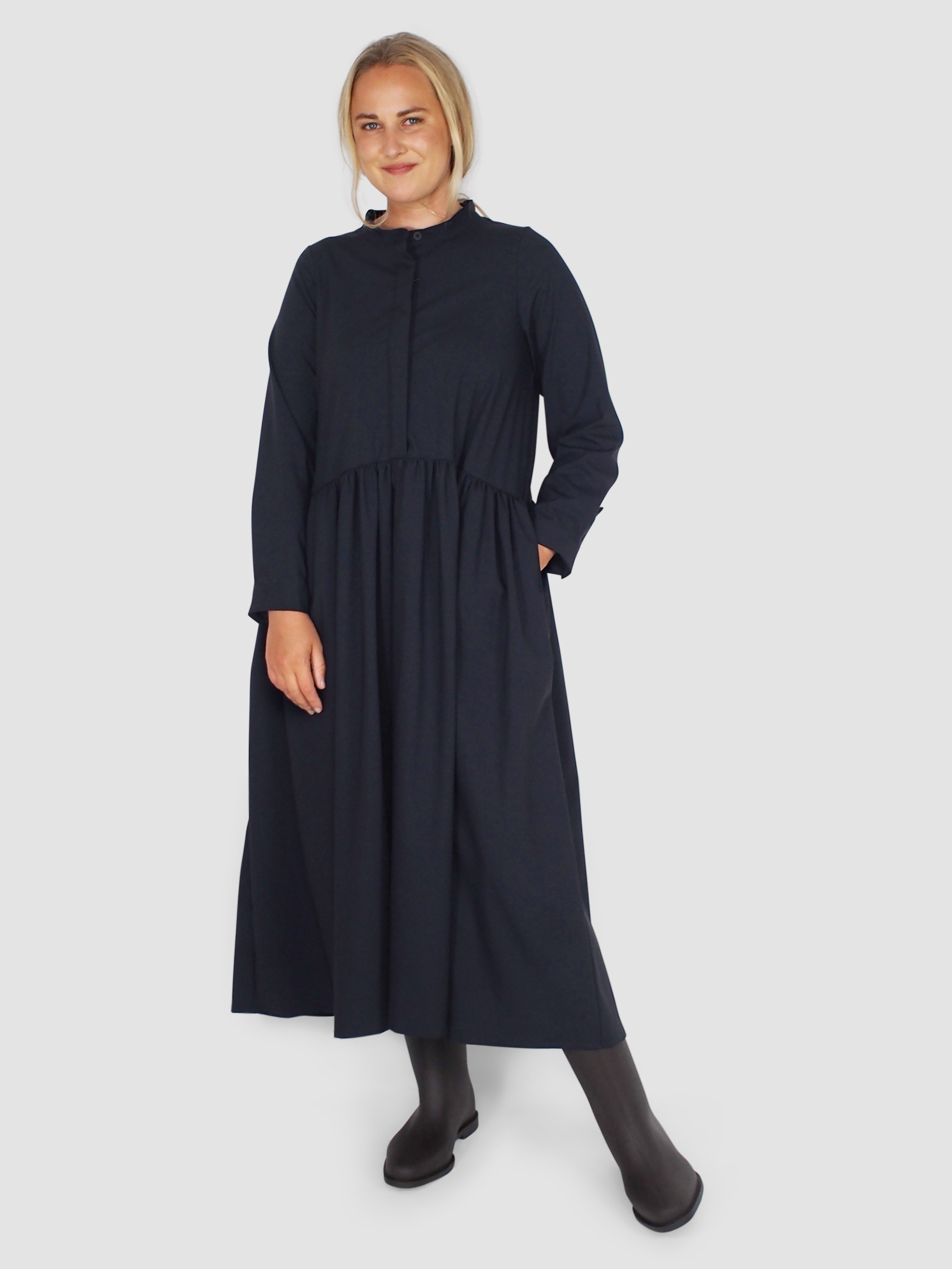 Farmer Dress - Navy