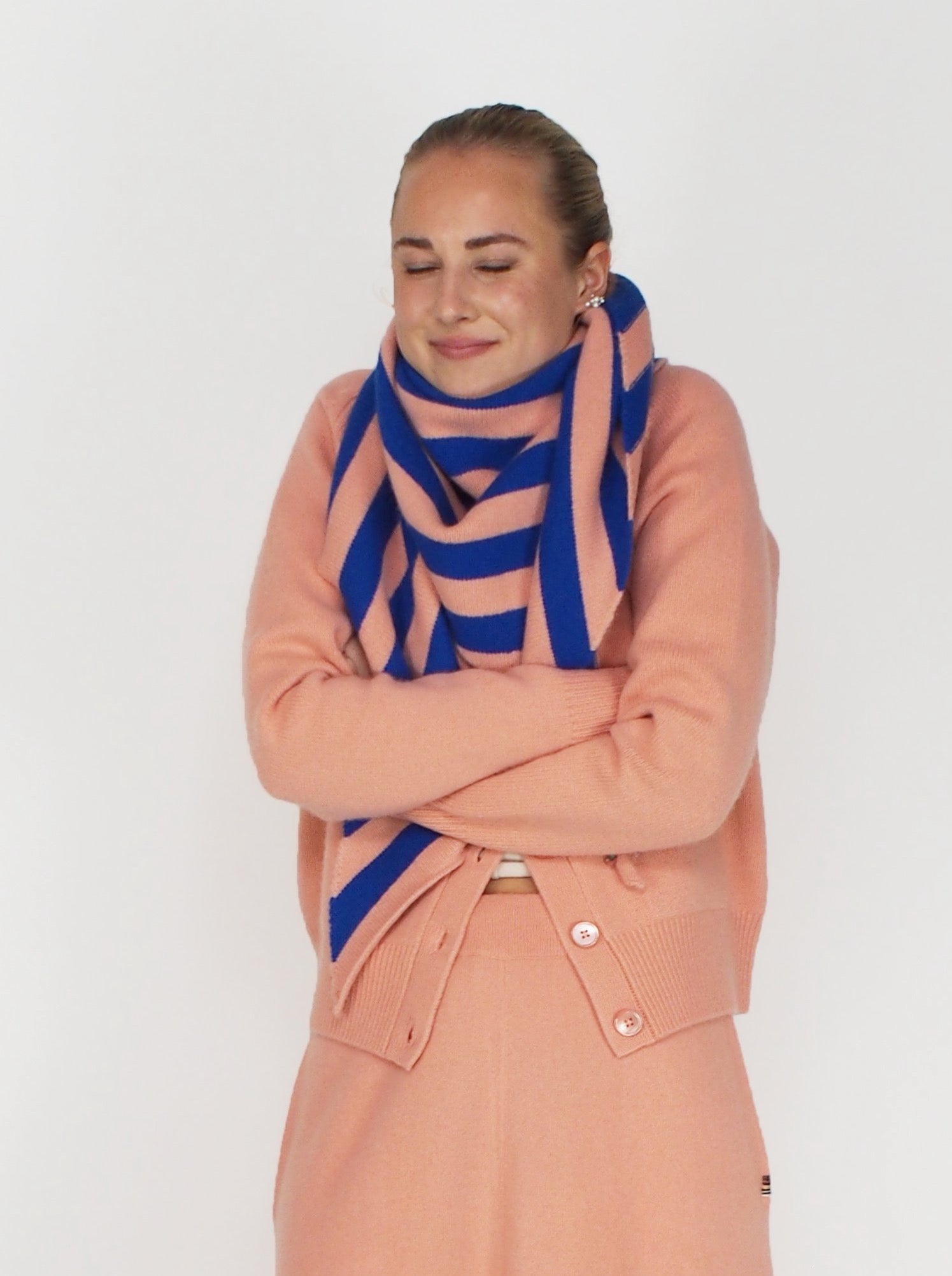 Extreme Cashmere-n°201 Witch 2 - Play-Scarves-One Size-Boboli-Vancouver-Canada