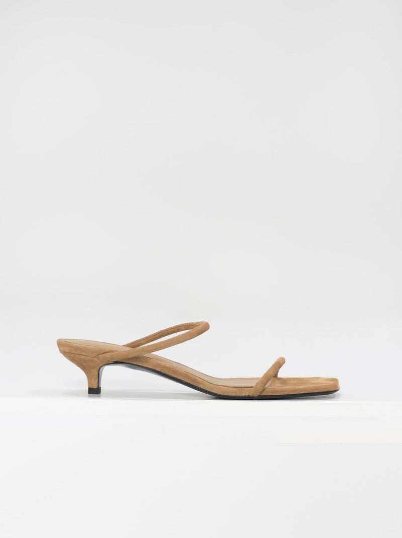 The Minimalist Sandal - Caramel