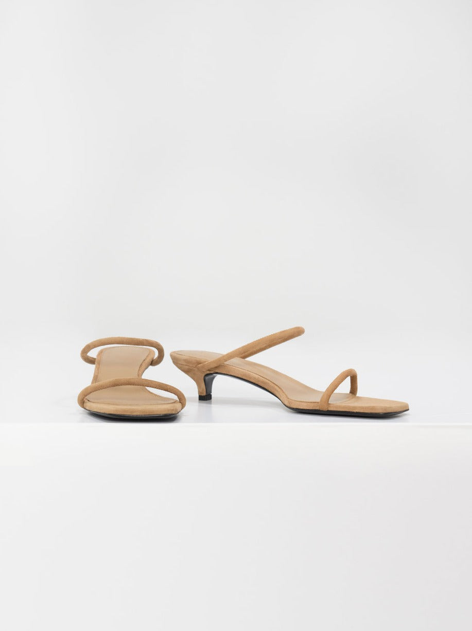 The Minimalist Sandal - Caramel